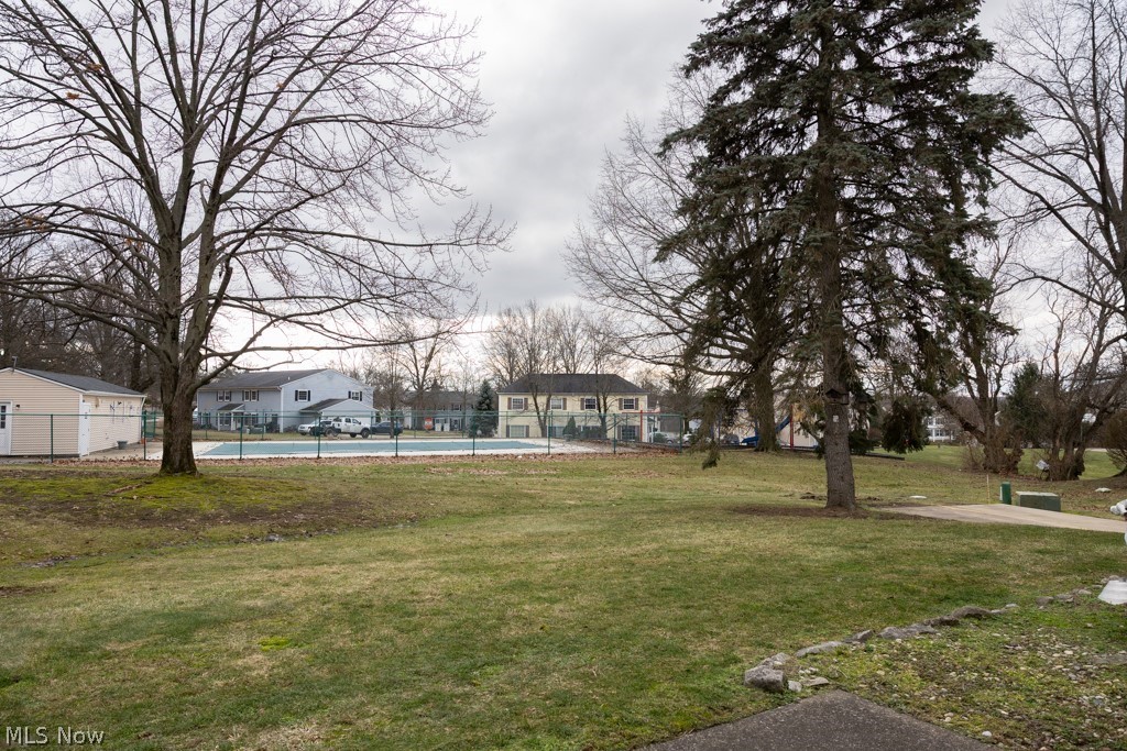 13716 Oakbrook Drive North Royalton OH 44133