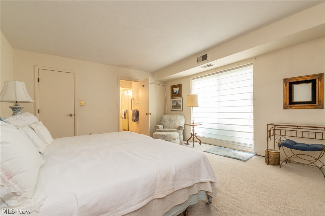 2202 Acacia Park Drive Lyndhurst OH 44124