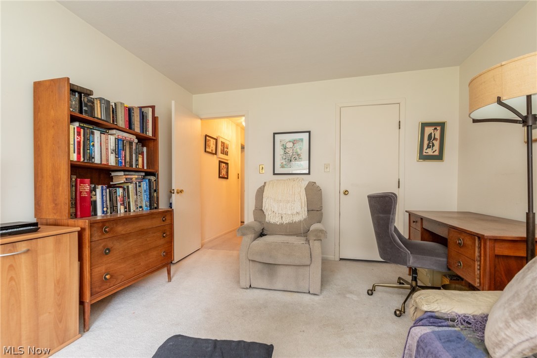 2202 Acacia Park Drive Lyndhurst OH 44124