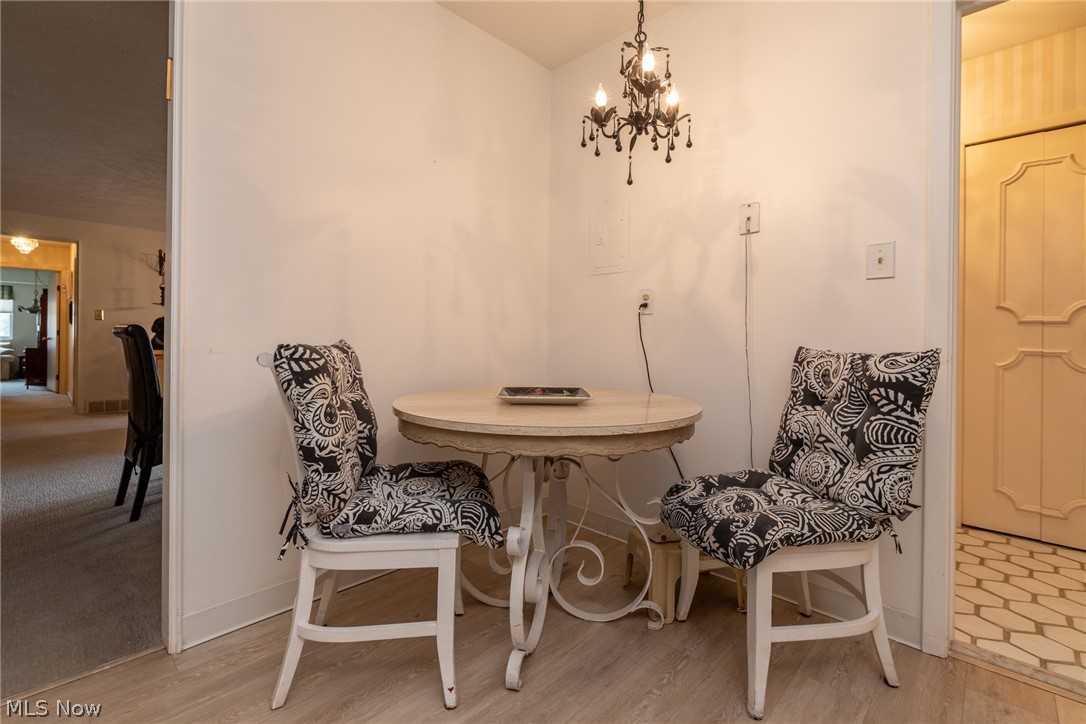 2202 Acacia Park Drive Lyndhurst OH 44124