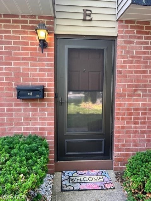 Avon Lake OH, 216 Moore Road, Unit 1E