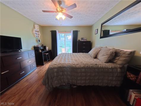 3160 Pondview Drive Ravenna OH 44266