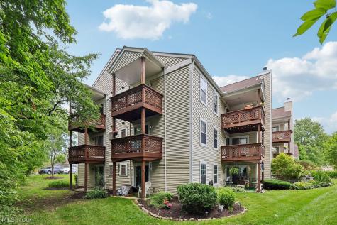 1448 Cedarwood Drive Westlake OH 44145