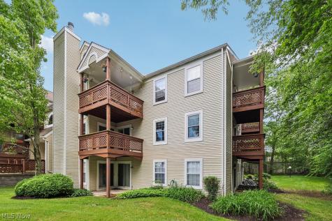 1448 Cedarwood Drive Westlake OH 44145