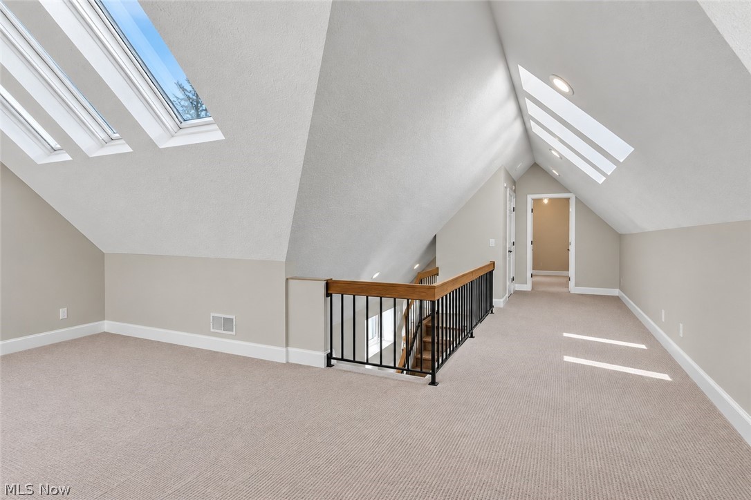 276 Tinkers Trail Aurora OH 44202