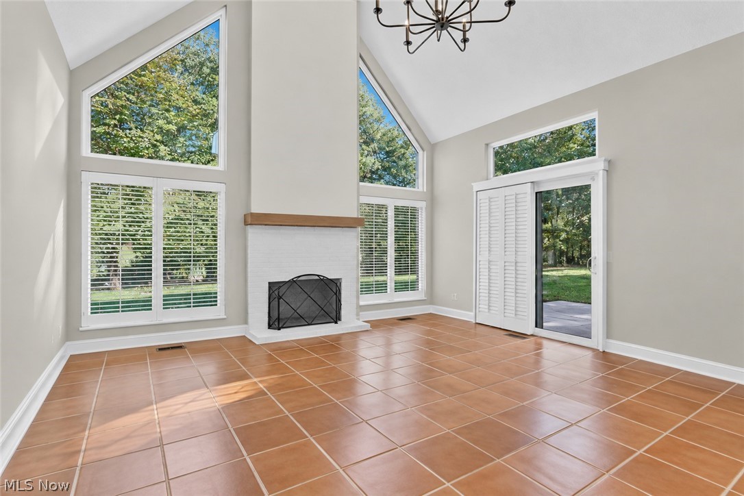 276 Tinkers Trail Aurora OH 44202