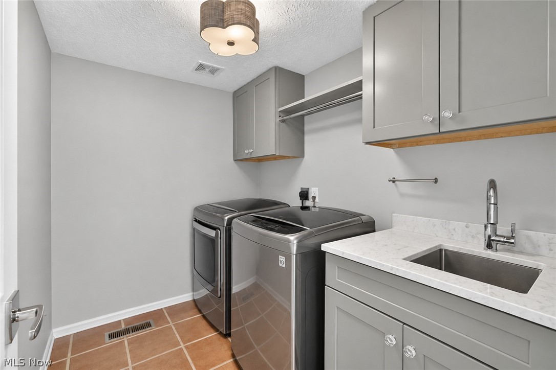 276 Tinkers Trail Aurora OH 44202