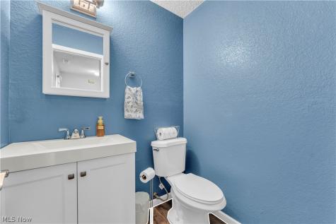 110 Greenwich Road Seville OH 44273