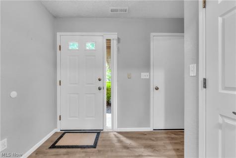 110 Greenwich Road Seville OH 44273
