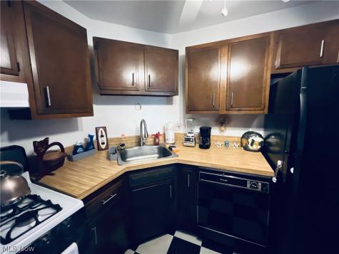 3675 Clague Road North Olmsted OH 44070