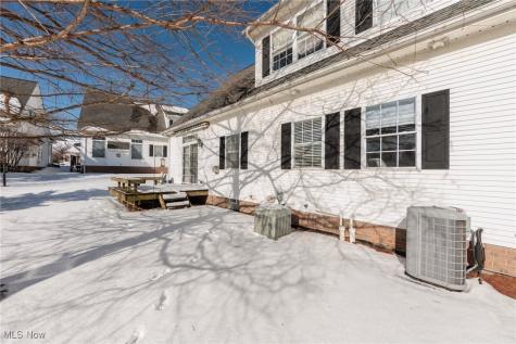 6 Preserve Drive Willoughby OH 44094