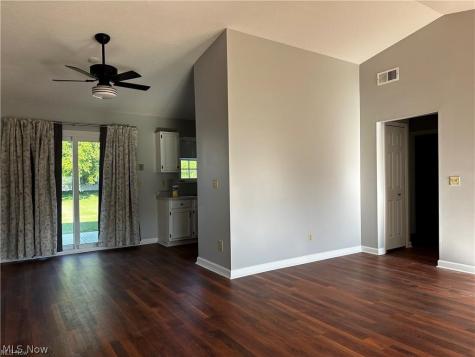 6831 Farmingdale Lane Mentor OH 44060