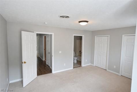 6387 Forest Park Drive North Ridgeville OH 44039