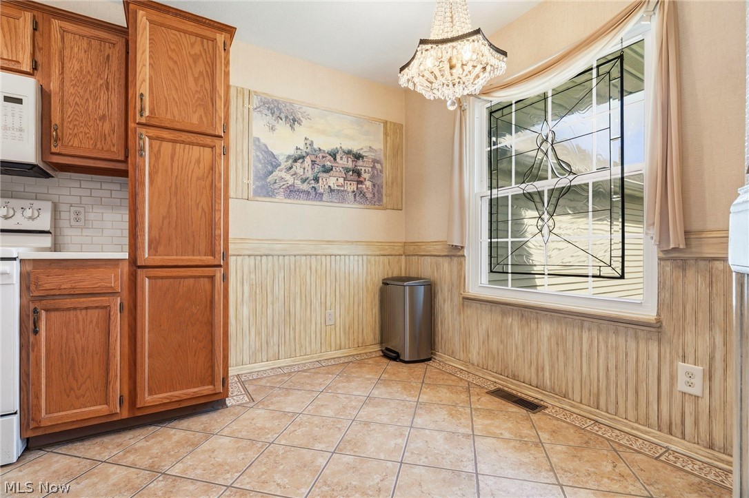 3198 Mariners Island Drive NW Canton OH 44708