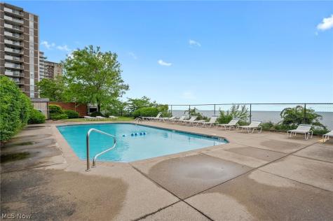 11850 Edgewater Drive Lakewood OH 44107