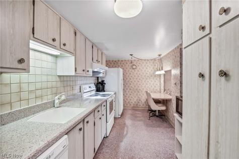 4849 Grace Road North Olmsted OH 44070