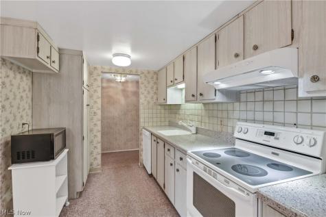 4849 Grace Road North Olmsted OH 44070