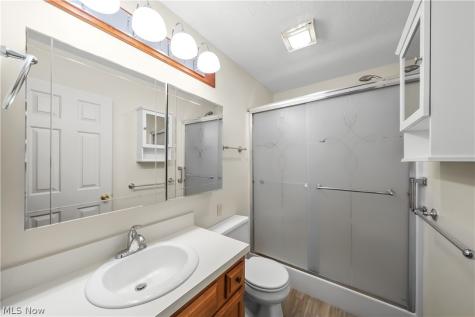 1807 Sandalwood Drive Avon OH 44011