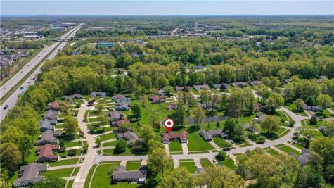 1807 Sandalwood Drive Avon OH 44011