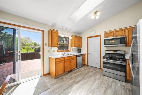 1807 Sandalwood Drive Avon OH 44011