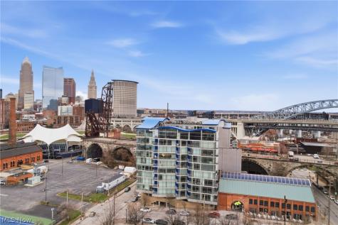 1237 Washington Avenue Cleveland OH 44113