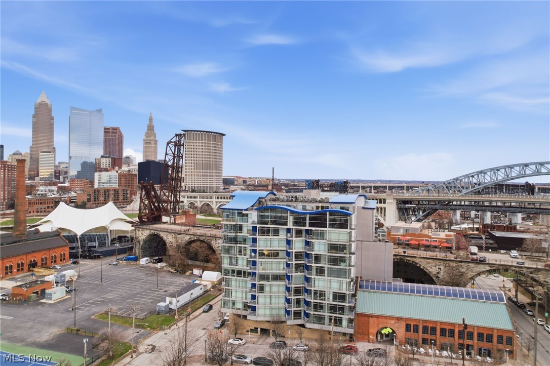 1237 Washington Avenue Cleveland OH 44113