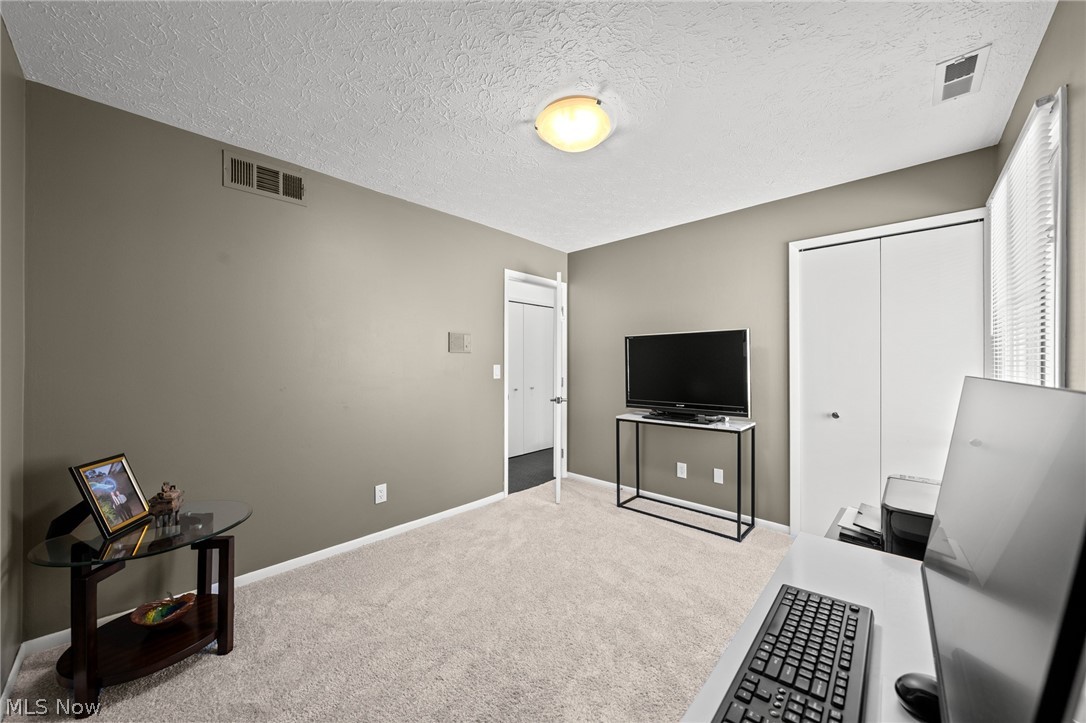 715-10 Claridge Lane Aurora OH 44202