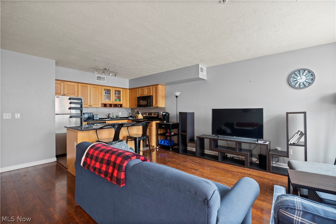 2222 Detroit Avenue Cleveland OH 44113