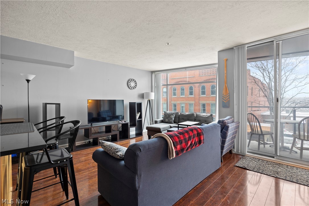 2222 Detroit Avenue Cleveland OH 44113