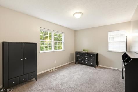 2454 Island Drive Uniontown OH 44685