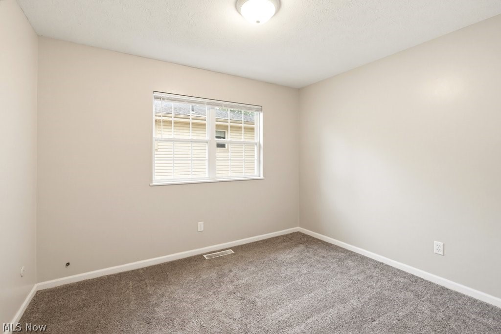 2454 Island Drive Uniontown OH 44685