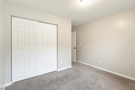2454 Island Drive Uniontown OH 44685