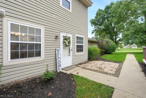2454 Island Drive Uniontown OH 44685