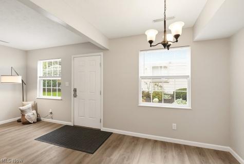 2454 Island Drive Uniontown OH 44685
