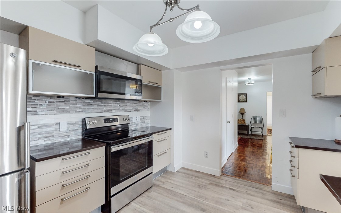 1 Bratenahl Place Bratenahl OH 44108