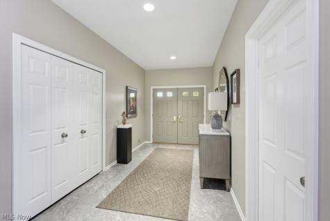2089 Stillwood Lane Akron OH 44313