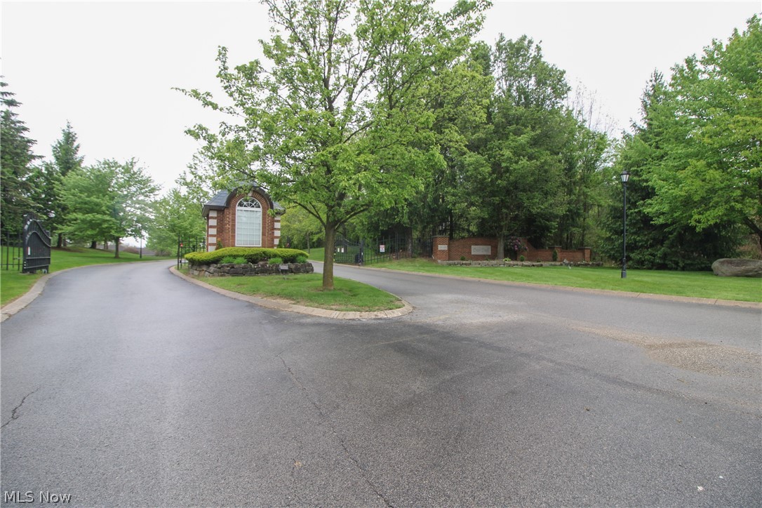 276 Wilcox Road Austintown OH 44515