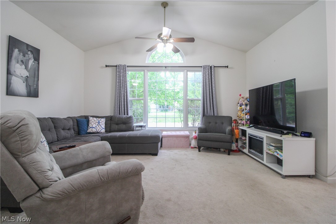 276 Wilcox Road Austintown OH 44515
