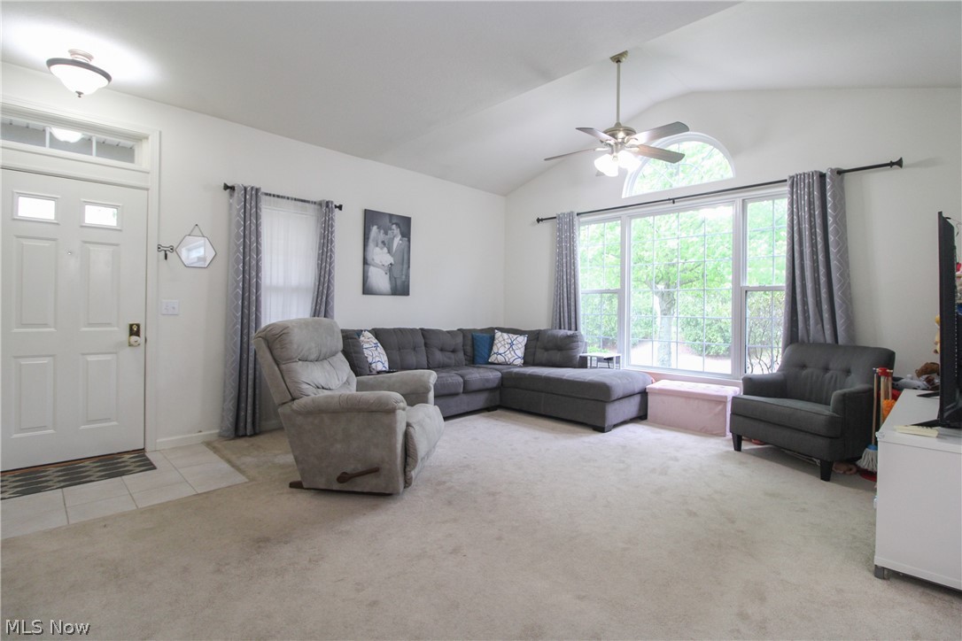 276 Wilcox Road Austintown OH 44515