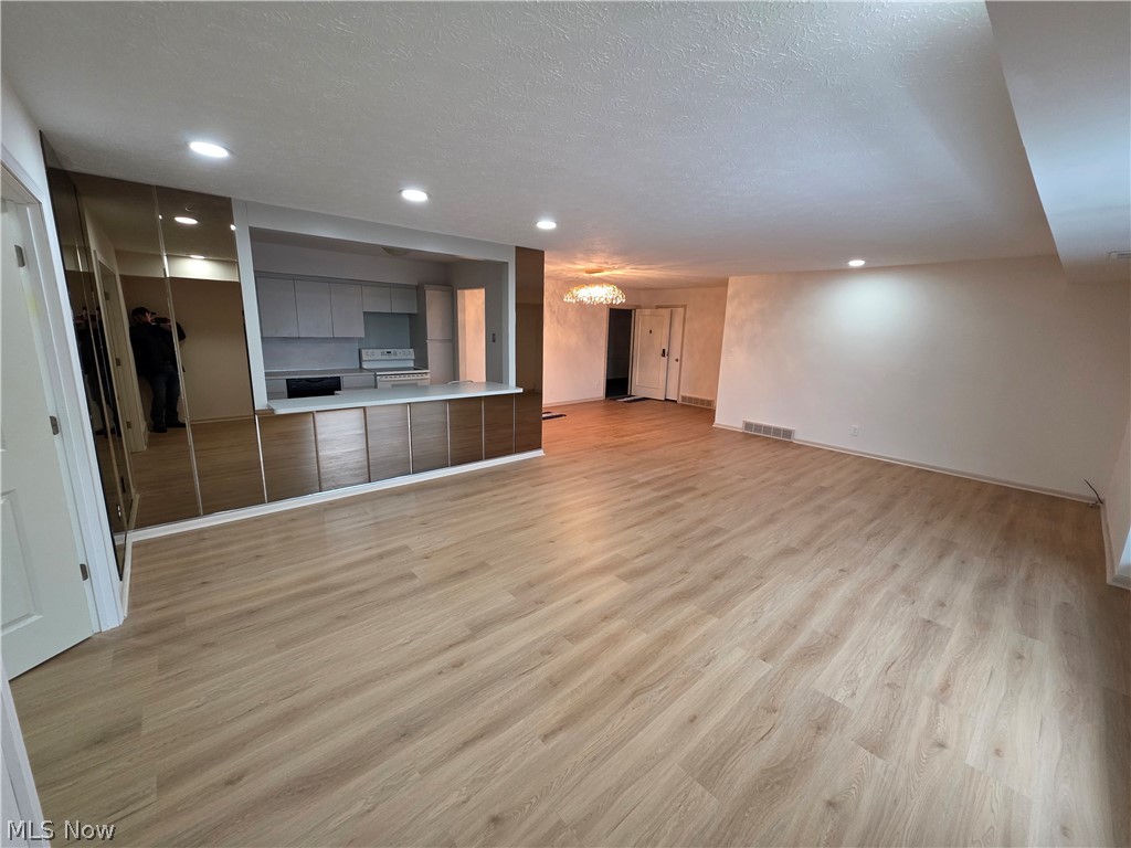 2202 Acacia Park Drive Lyndhurst OH 44124