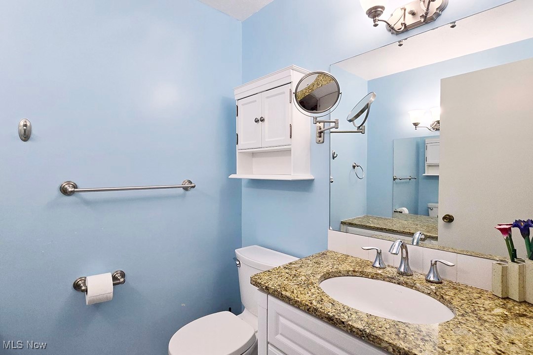 2112 Acacia Park Drive Lyndhurst OH 44124