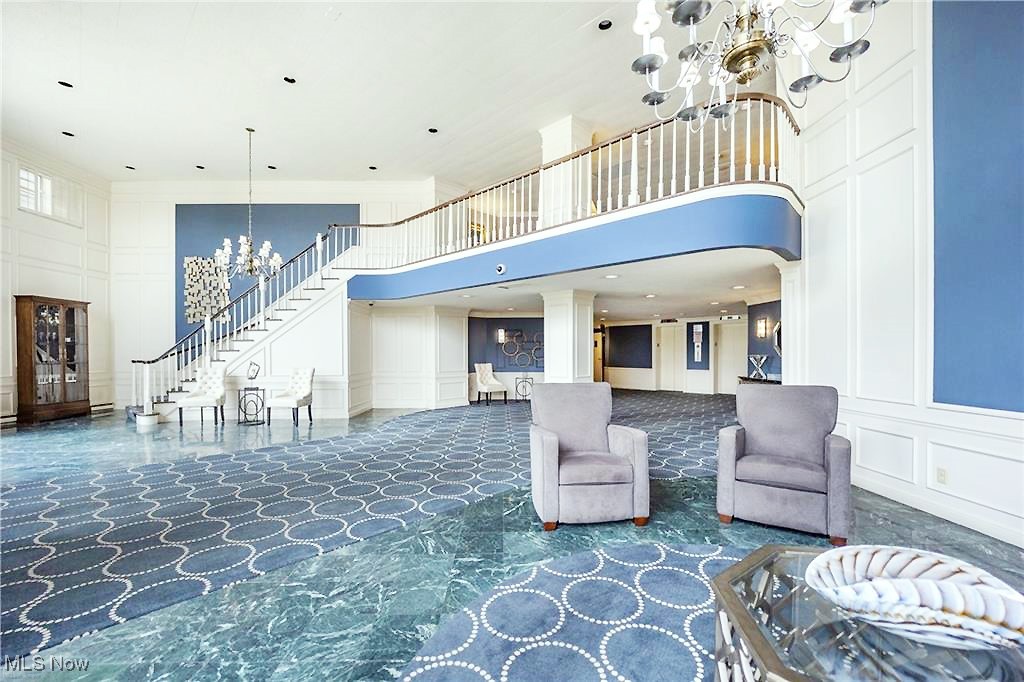 2112 Acacia Park Drive Lyndhurst OH 44124