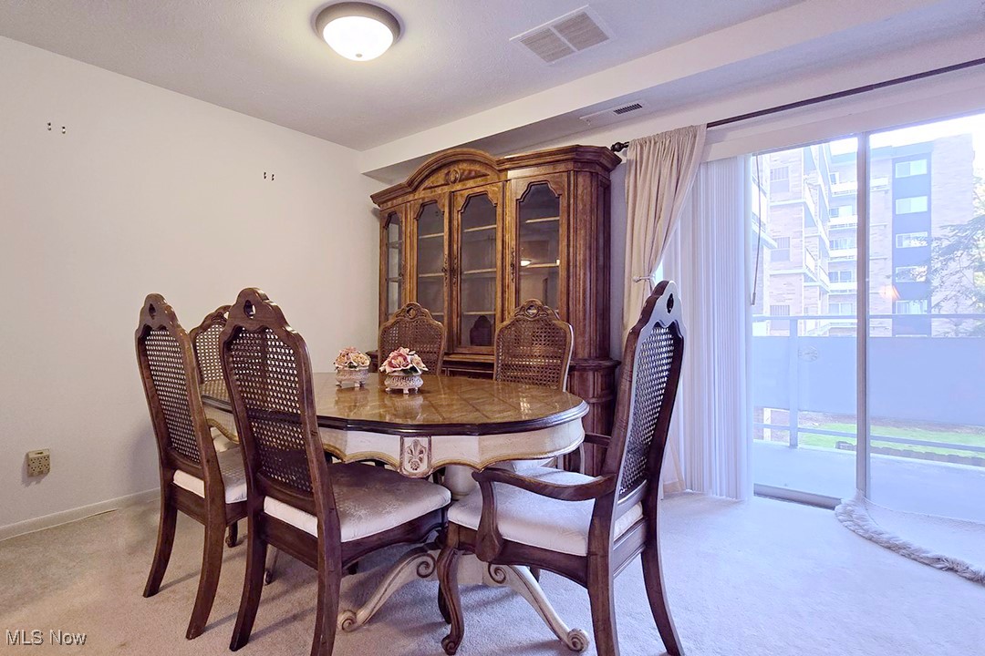 2112 Acacia Park Drive Lyndhurst OH 44124