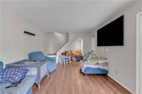 4300 Hyde Park Court North Olmsted OH 44070