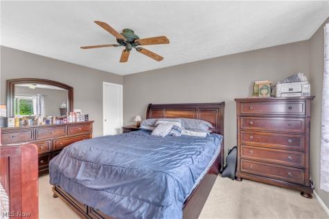4300 Hyde Park Court North Olmsted OH 44070