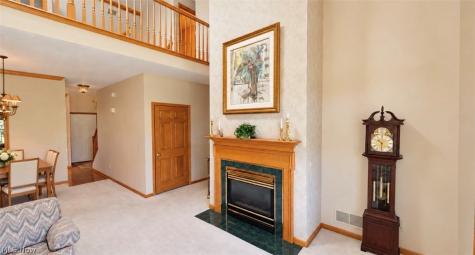 2548 Glenshire Circle Uniontown OH 44685