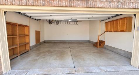 2548 Glenshire Circle Uniontown OH 44685