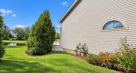 2548 Glenshire Circle Uniontown OH 44685
