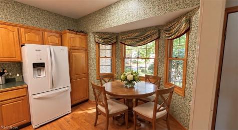 2548 Glenshire Circle Uniontown OH 44685