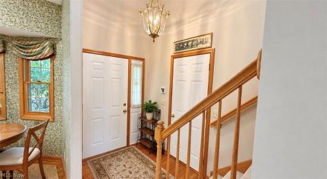 2548 Glenshire Circle Uniontown OH 44685